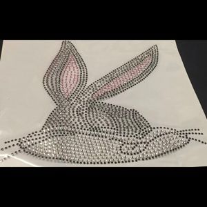 19 PC LARGE BUGS BUNNY STUDDED IRON ON APPLIQUÉS